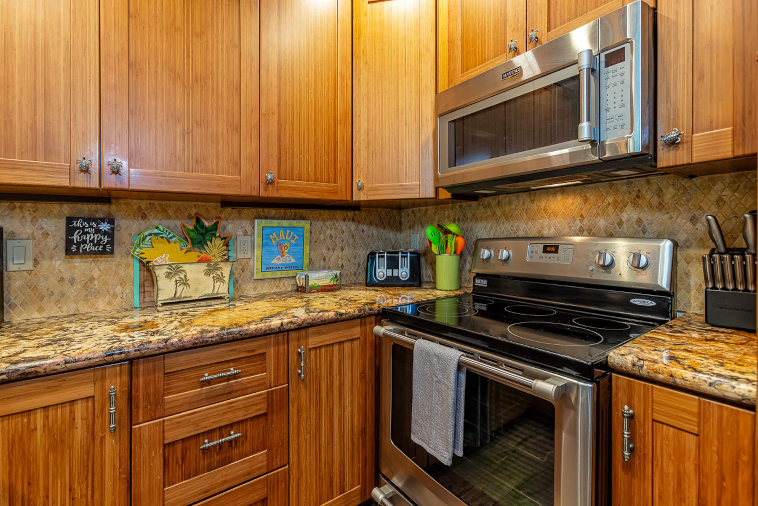 Condo in Wailea · ★4.82 · 2 bedrooms · 3 beds · 2 baths - Image 19