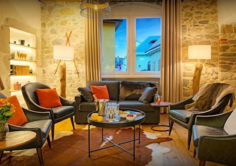 Luxury stay for 6 in medieval town