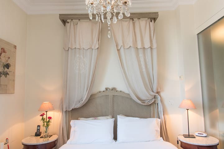 غرفة النوم 1