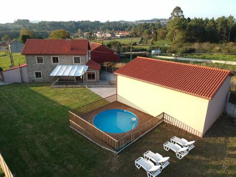 Ag Casa Rural Carballo, garden and beach at 14km