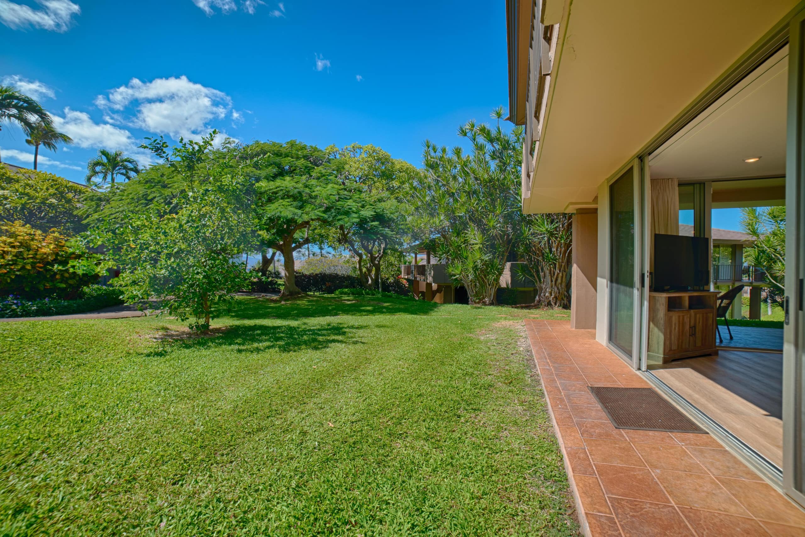 Condo in Kaanapali · ★4.7 · 1 bedroom · 2 beds · 2 private baths - Image 31