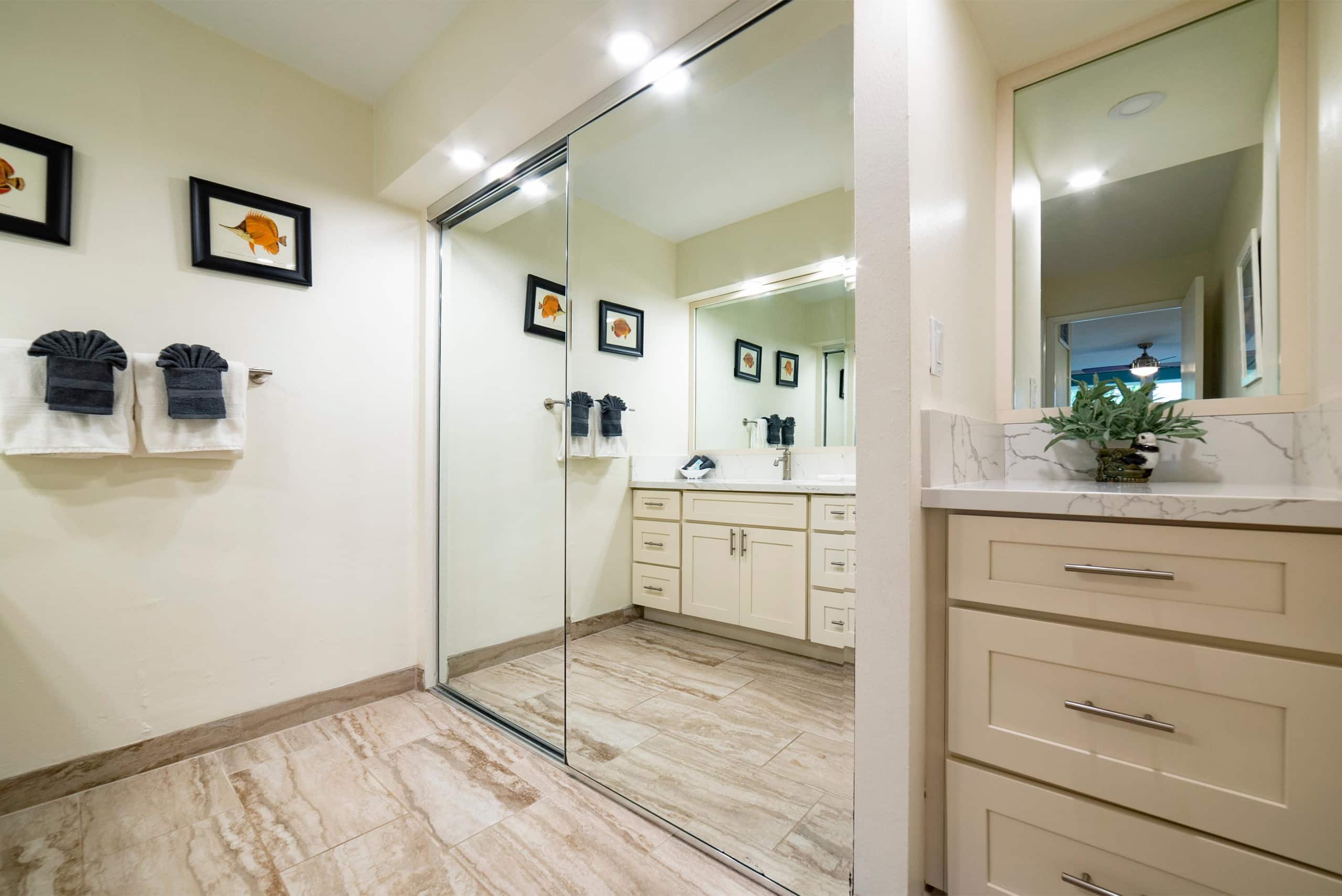 Condo in Kaanapali · ★4.7 · 1 bedroom · 2 beds · 2 private baths - Image 10
