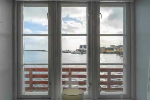 Explorers Cabin Lofoten Edge