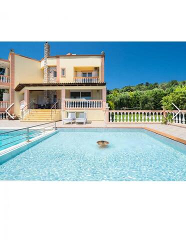 Villa Roula with Private pool gallery image 4