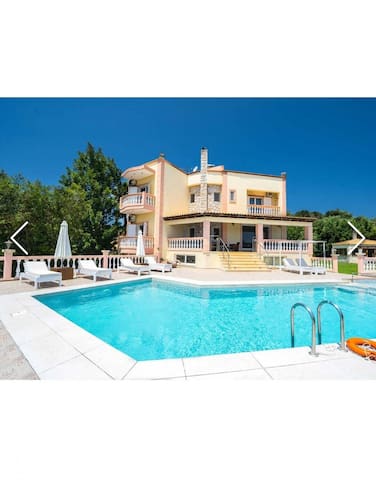 Villa Roula with Private pool
