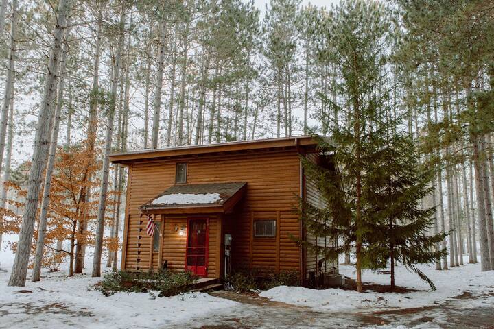 Michigan Gutters Inc managed Airbnb listing 3
