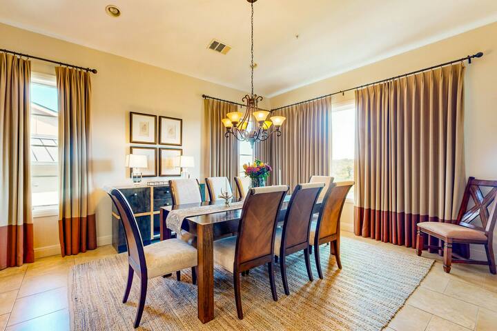 All-Suite 3BR Lakeview 1st-Floor | Patio gallery image 4