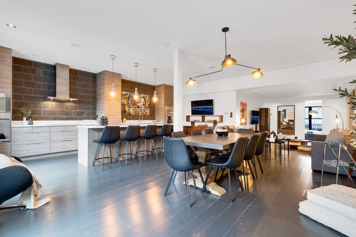 Plato MTL Spacious Premium 2BR Penthouse + Rooftop