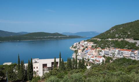 Apartments Batinović - Studio Apartment with Balcony and Sea View