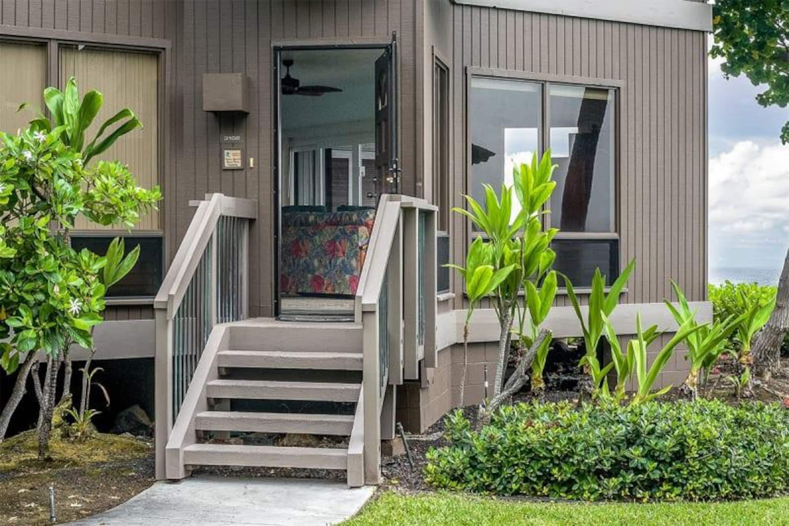 Condo in KAILUA-KONA · ★4.86 · 2 bedrooms · 2 baths - Image 26