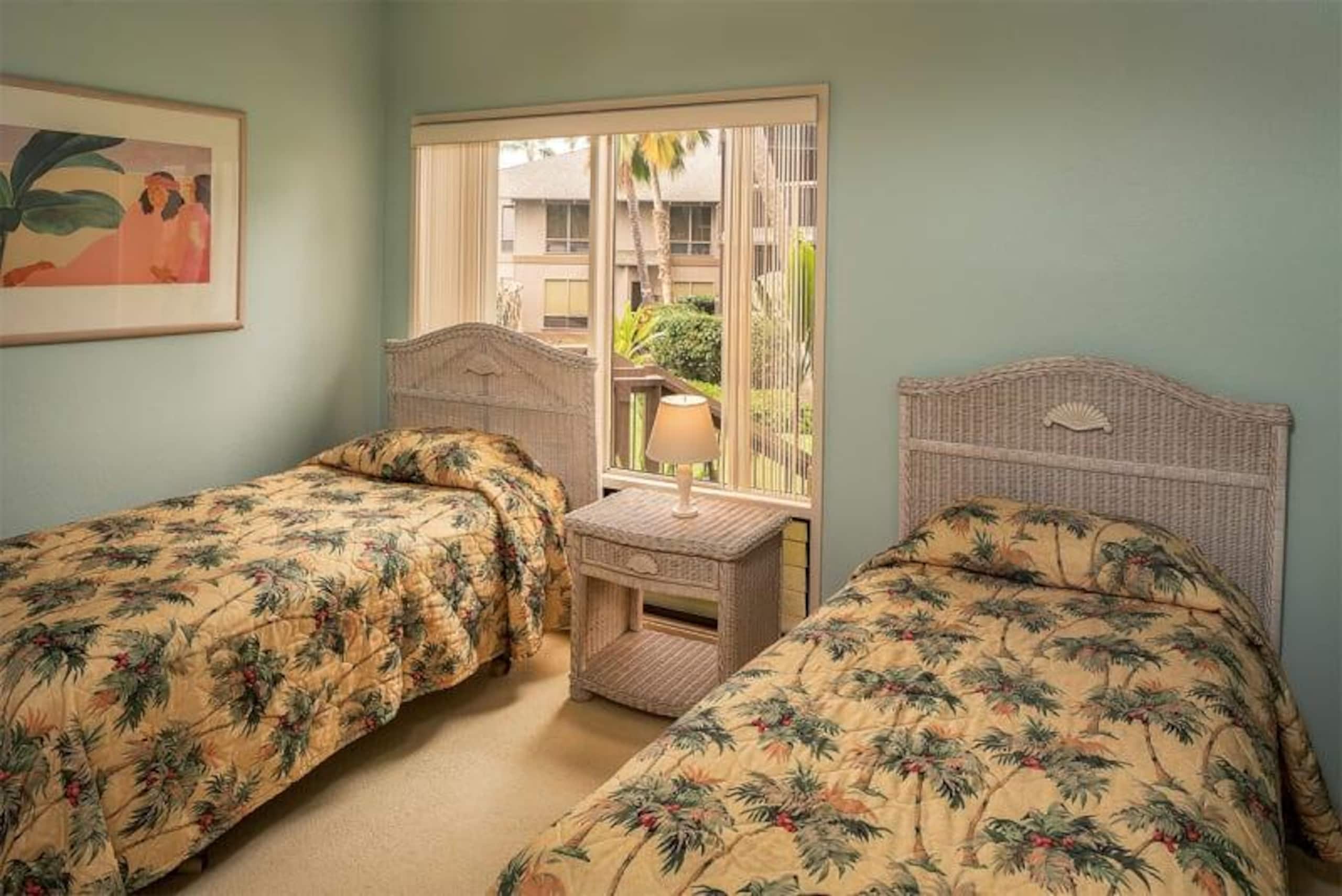 Condo in KAILUA-KONA · ★4.86 · 2 bedrooms · 2 baths - Image 11