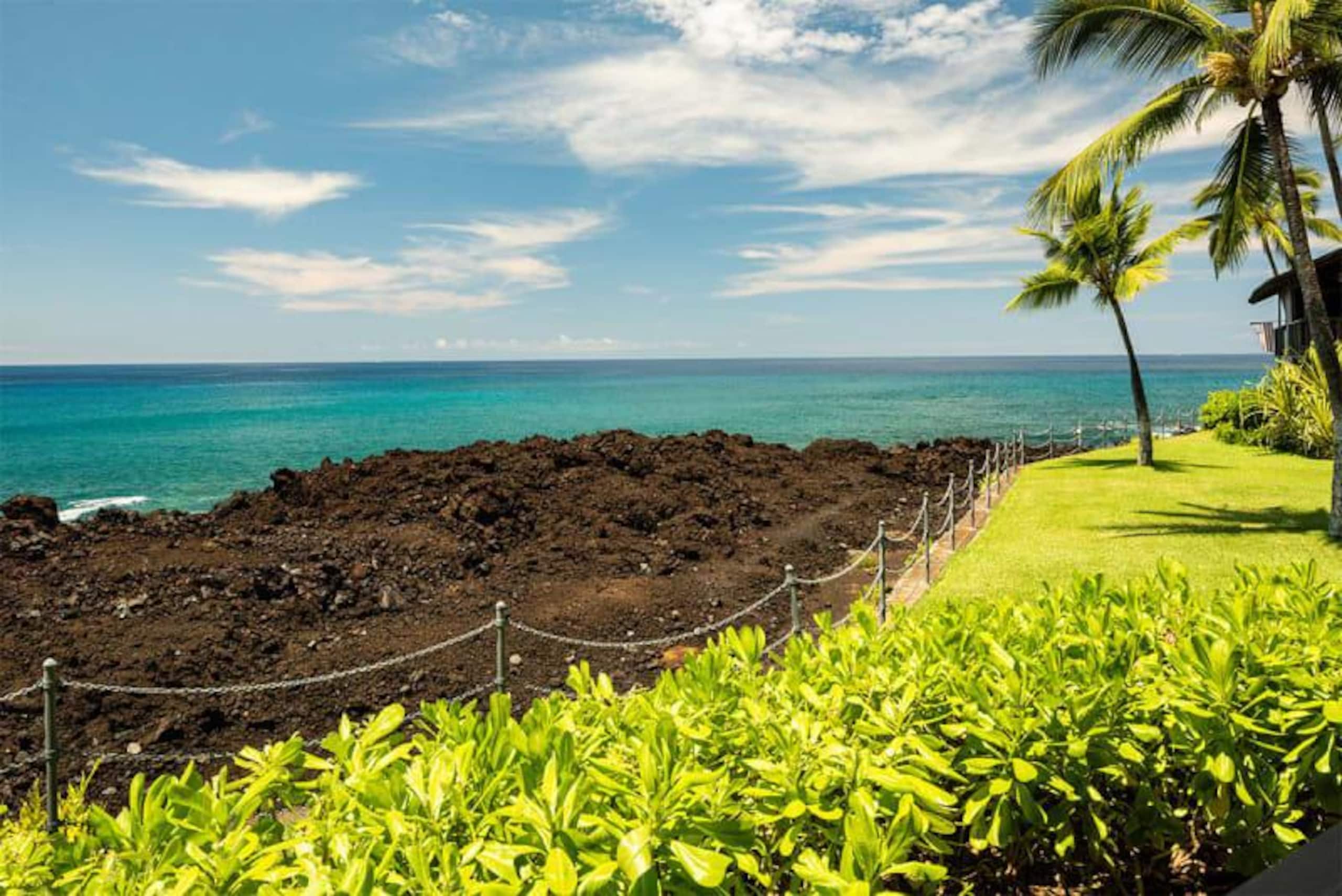 Condo in KAILUA-KONA · ★4.86 · 2 bedrooms · 2 baths - Image 24