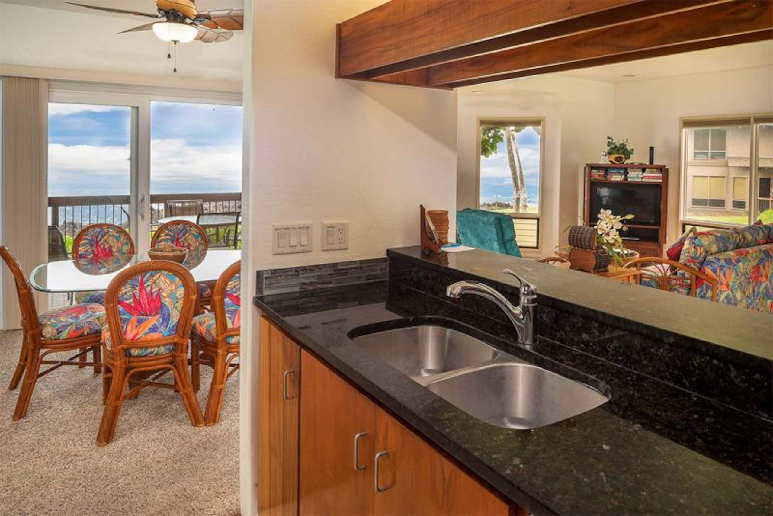Condo in KAILUA-KONA · ★4.86 · 2 bedrooms · 2 baths - Image 8