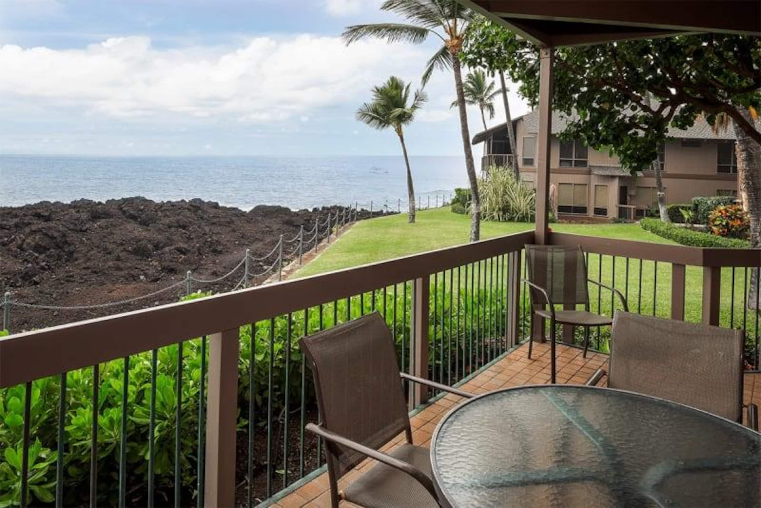 Condo in KAILUA-KONA · ★4.86 · 2 bedrooms · 2 baths - Image 9