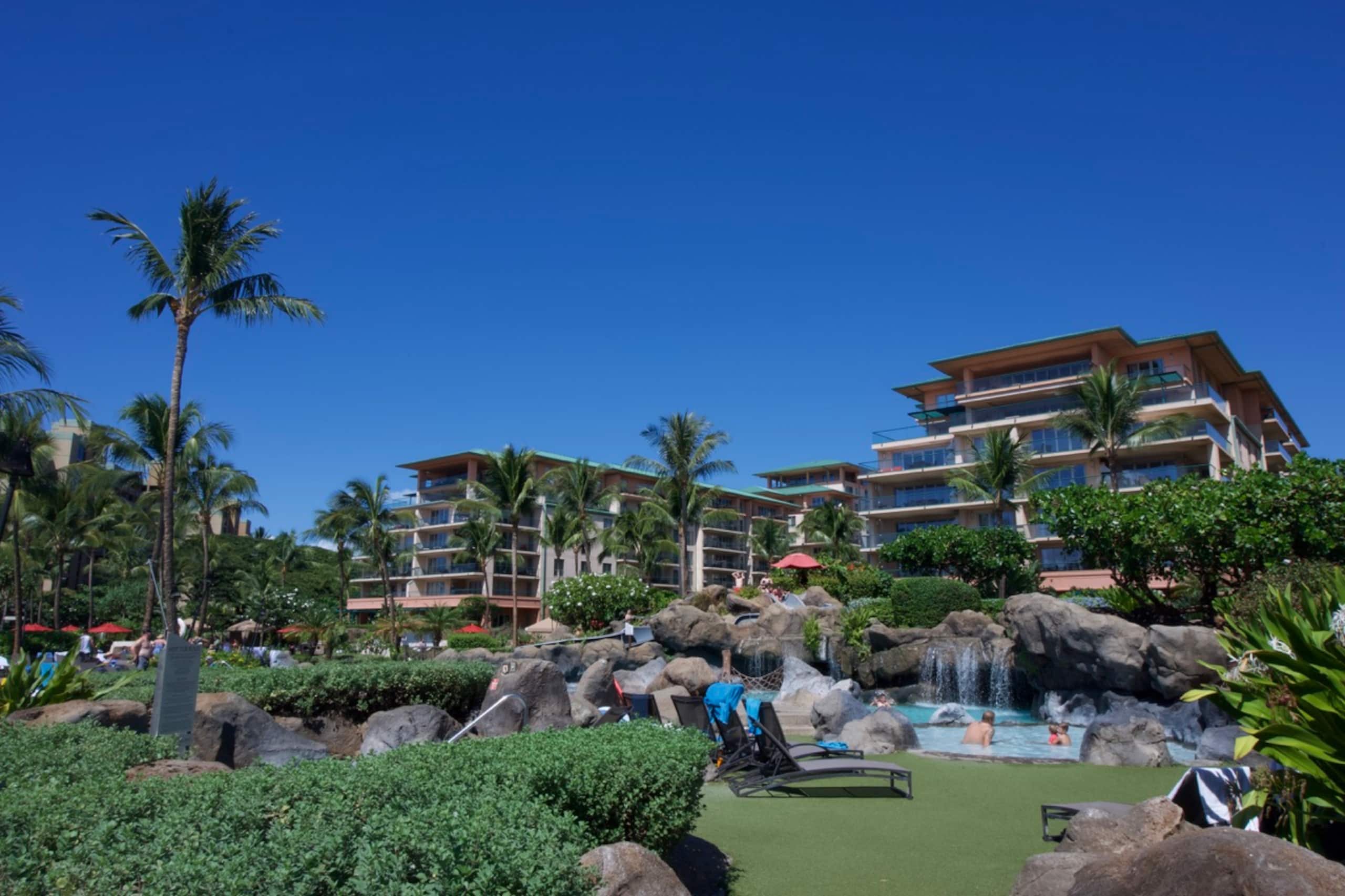 Condo in Lahaina · ★4.65 · 2 bedrooms · 3 beds · 2 baths - Image 49