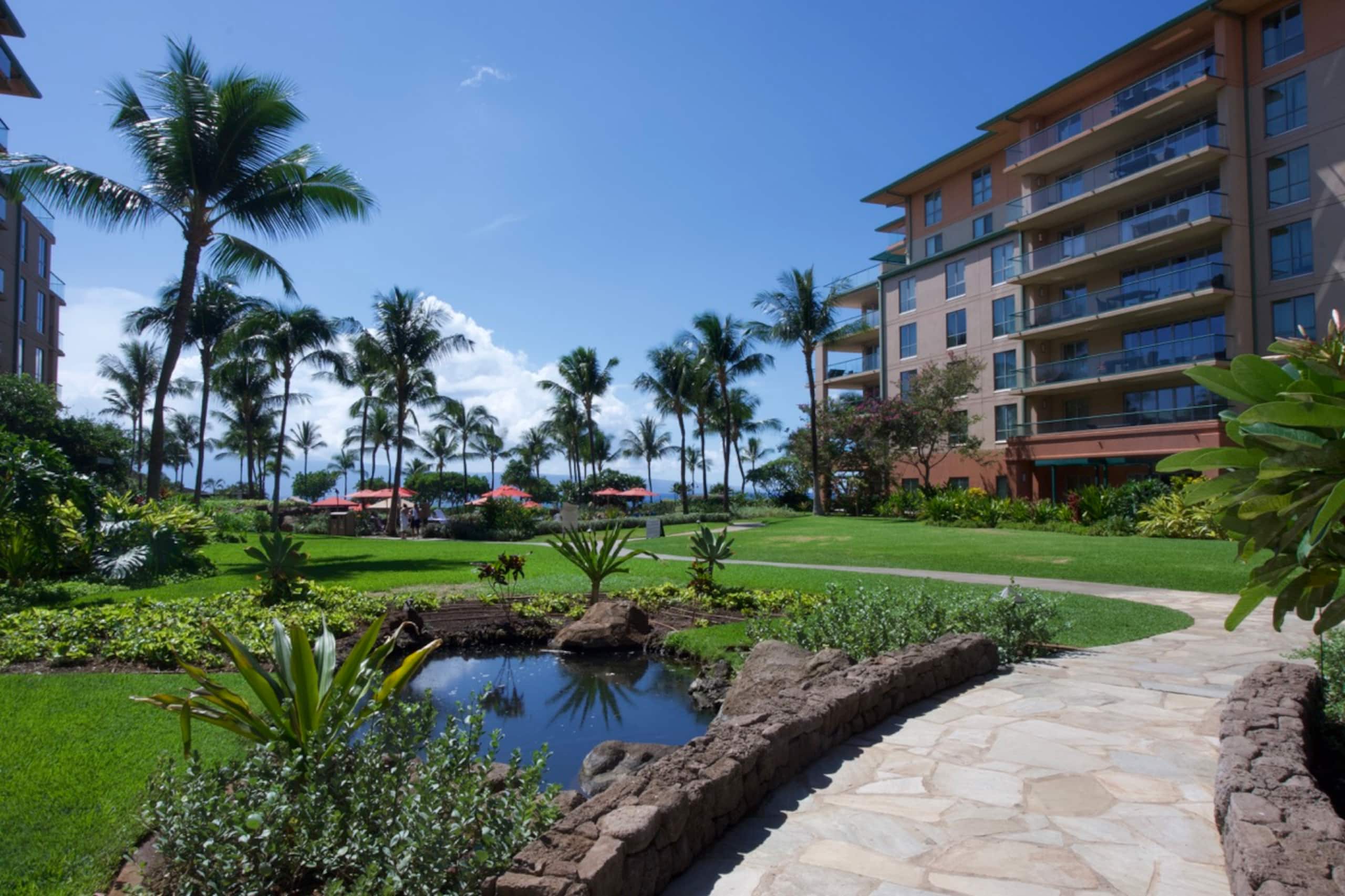 Condo in Lahaina · ★4.65 · 2 bedrooms · 3 beds · 2 baths - Image 44