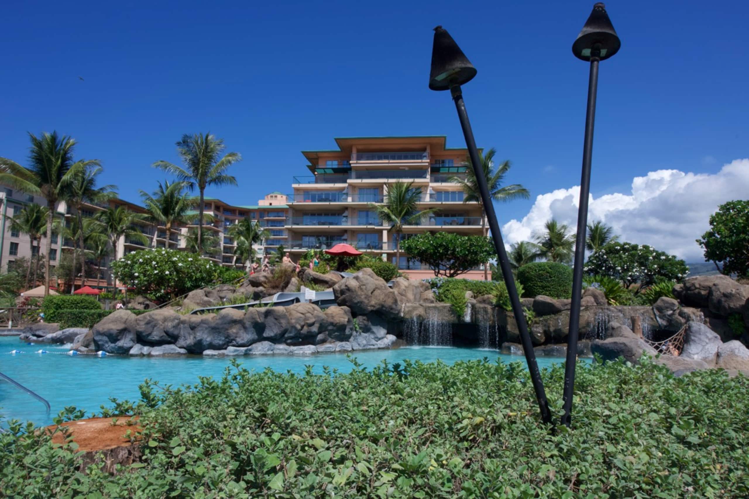 Condo in Lahaina · ★4.65 · 2 bedrooms · 3 beds · 2 baths - Image 39