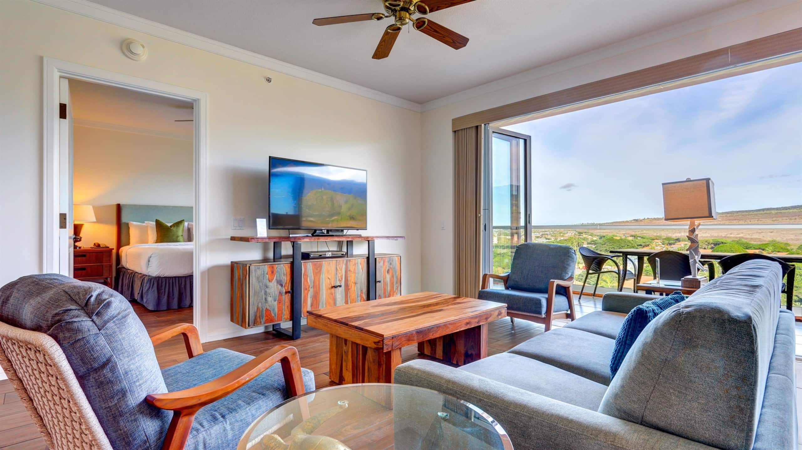 Condo in Lahaina · ★4.65 · 2 bedrooms · 3 beds · 2 baths - Image 3