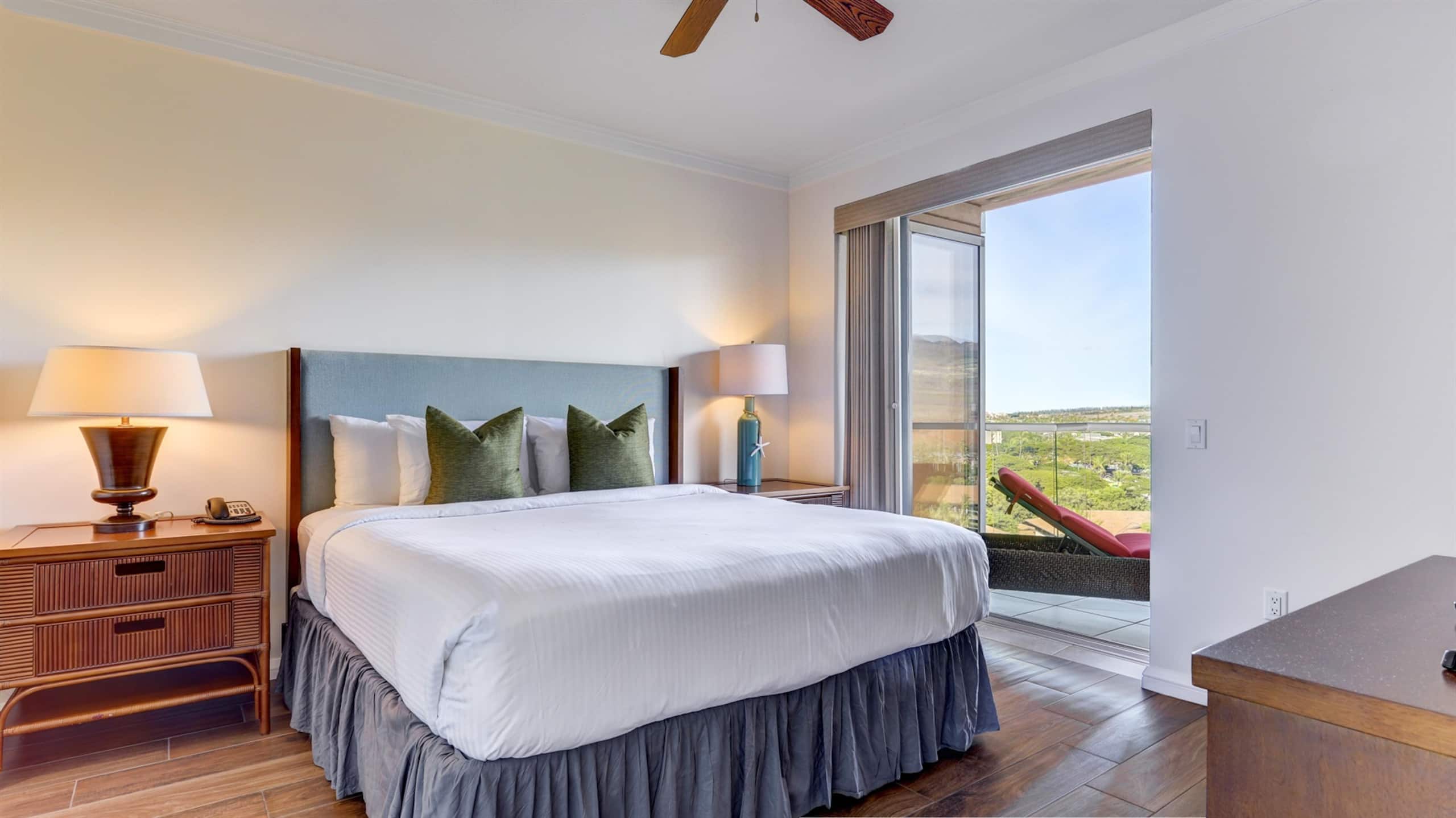 Condo in Lahaina · ★4.65 · 2 bedrooms · 3 beds · 2 baths - Image 14