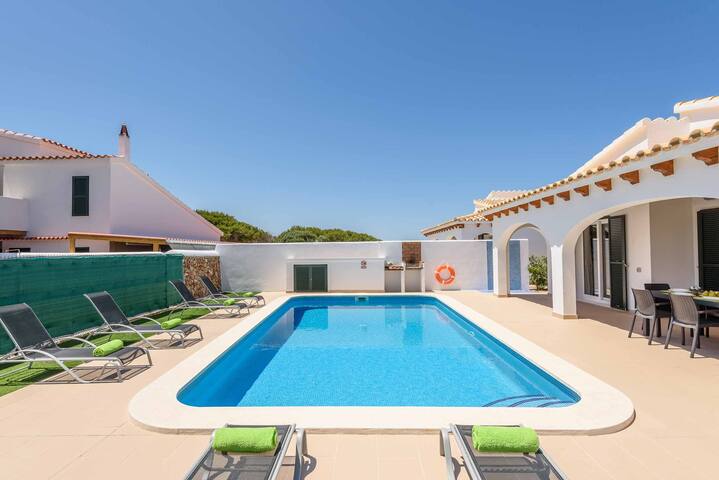 Villa Anabel gallery image 2