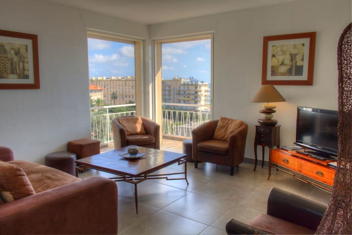 Olivia-Benoit managed Airbnb listing 2