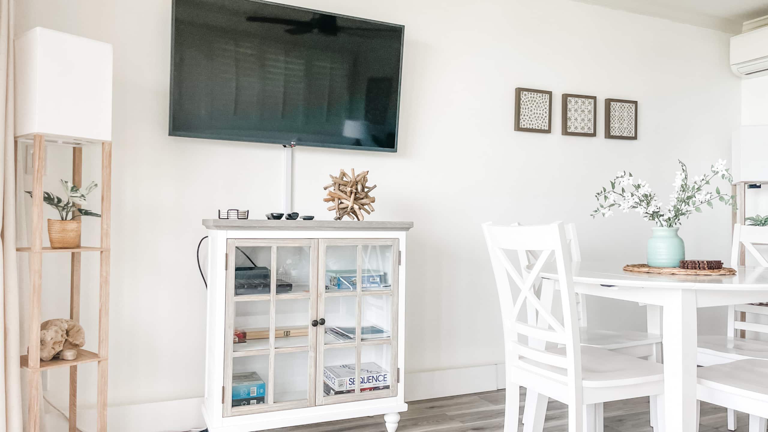 Beautiful oceanview one bd deluxe with FREE a/c - Image 9