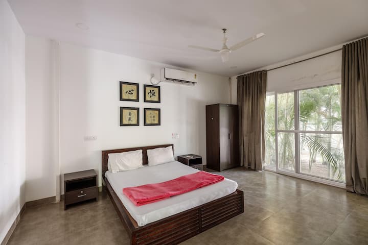 Bedroom 9