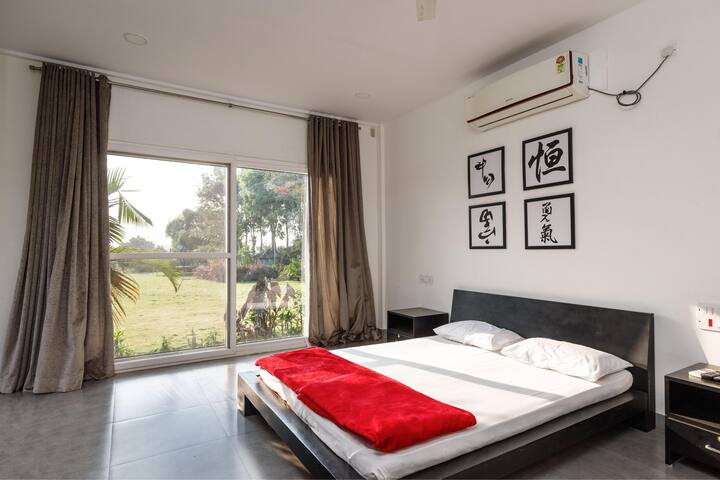 Bedroom 13