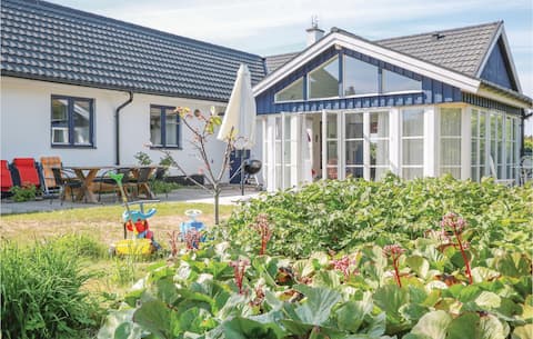 3 bedroom cozy home in Ystad