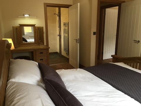 Oak Lodge @ Shellow Lane Lodges