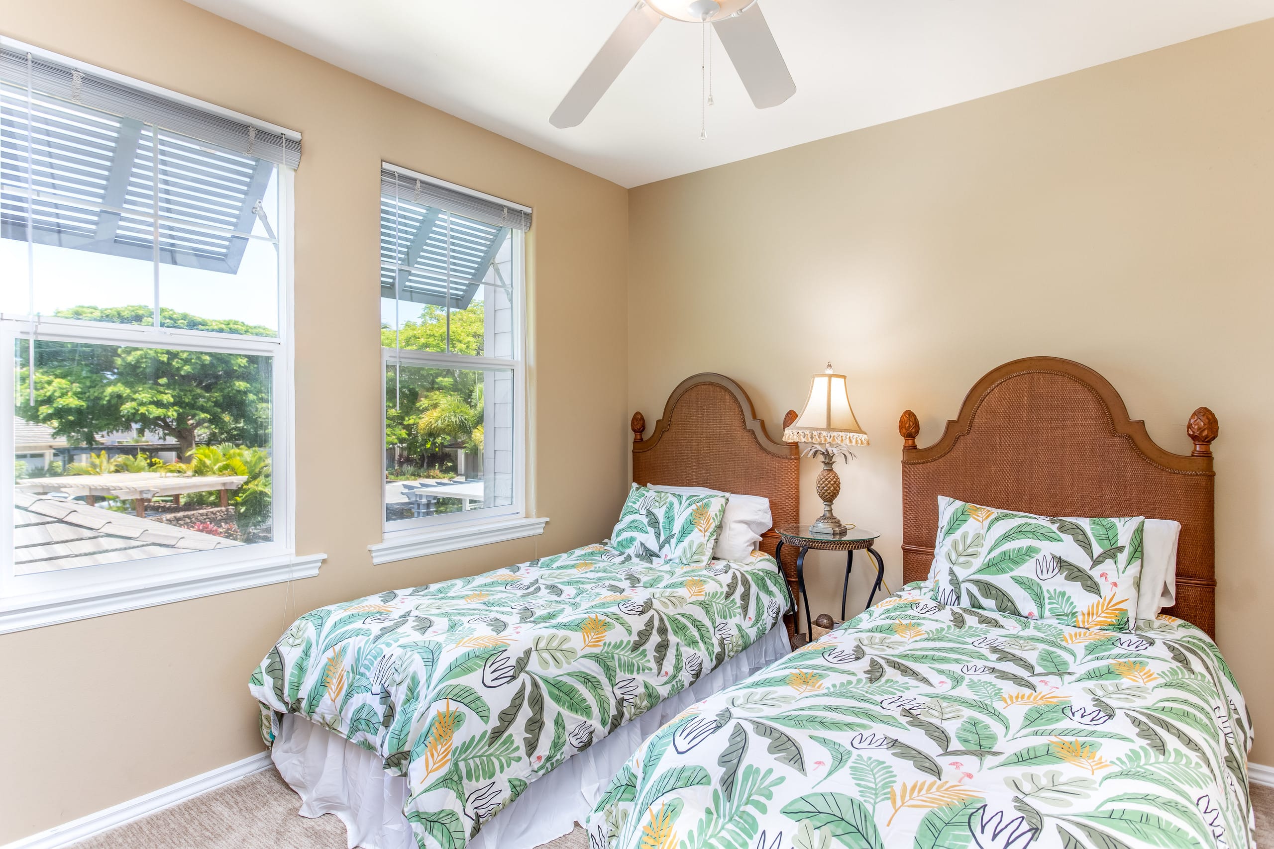 3bdrm Townhome near to Shops, Dining & Beach - Photo 10