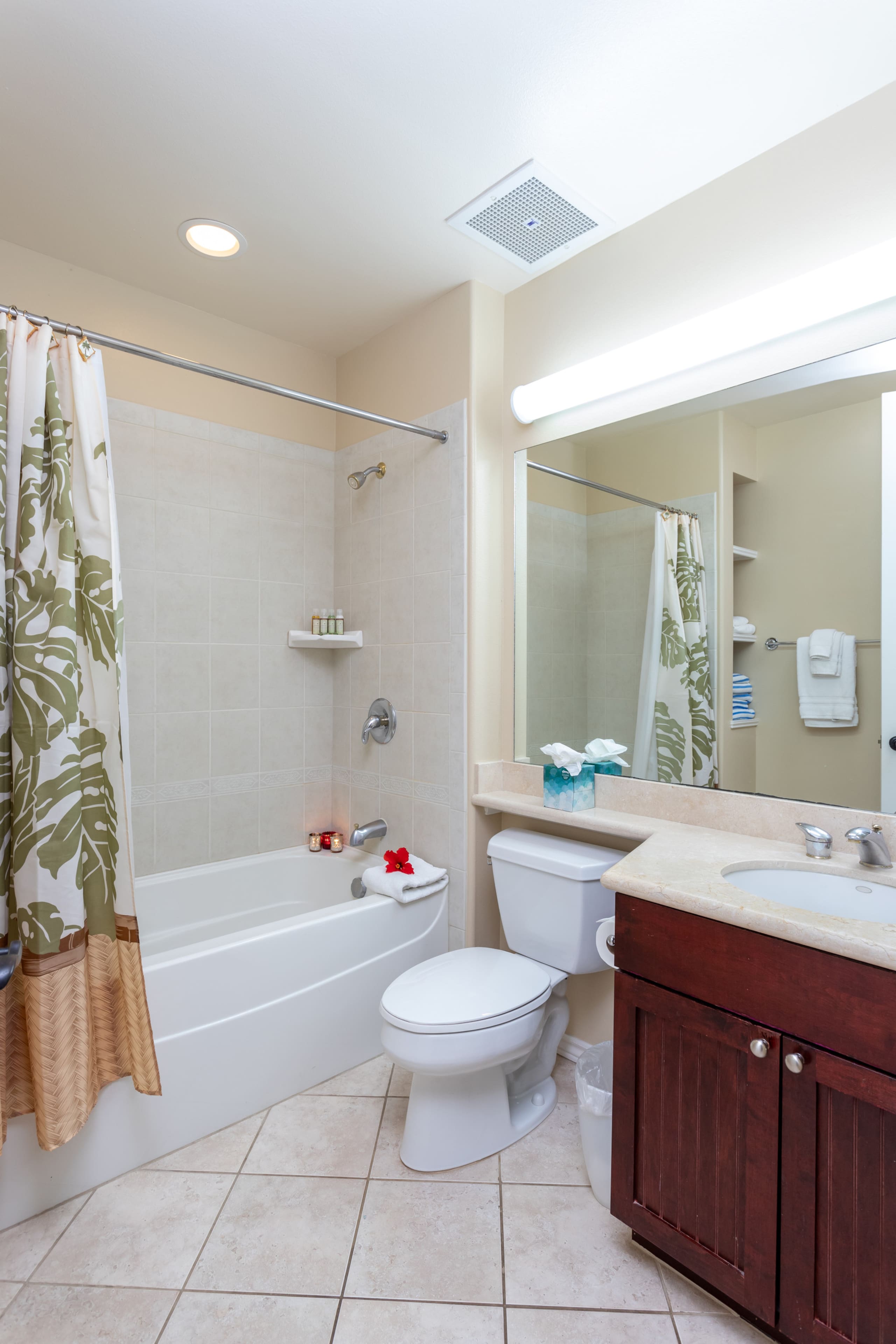 3bdrm Townhome near to Shops, Dining & Beach - Photo 14