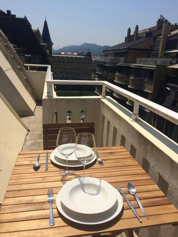 Decor, lujoso apartamento con vistas al rio gallery image 3