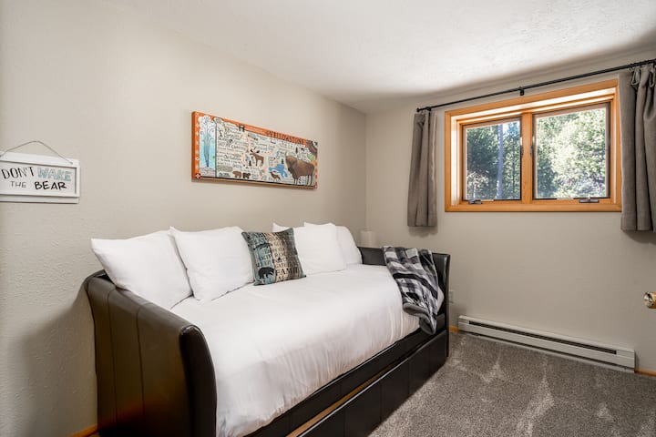 Bedroom 4 with twin bed trundles on lower level
