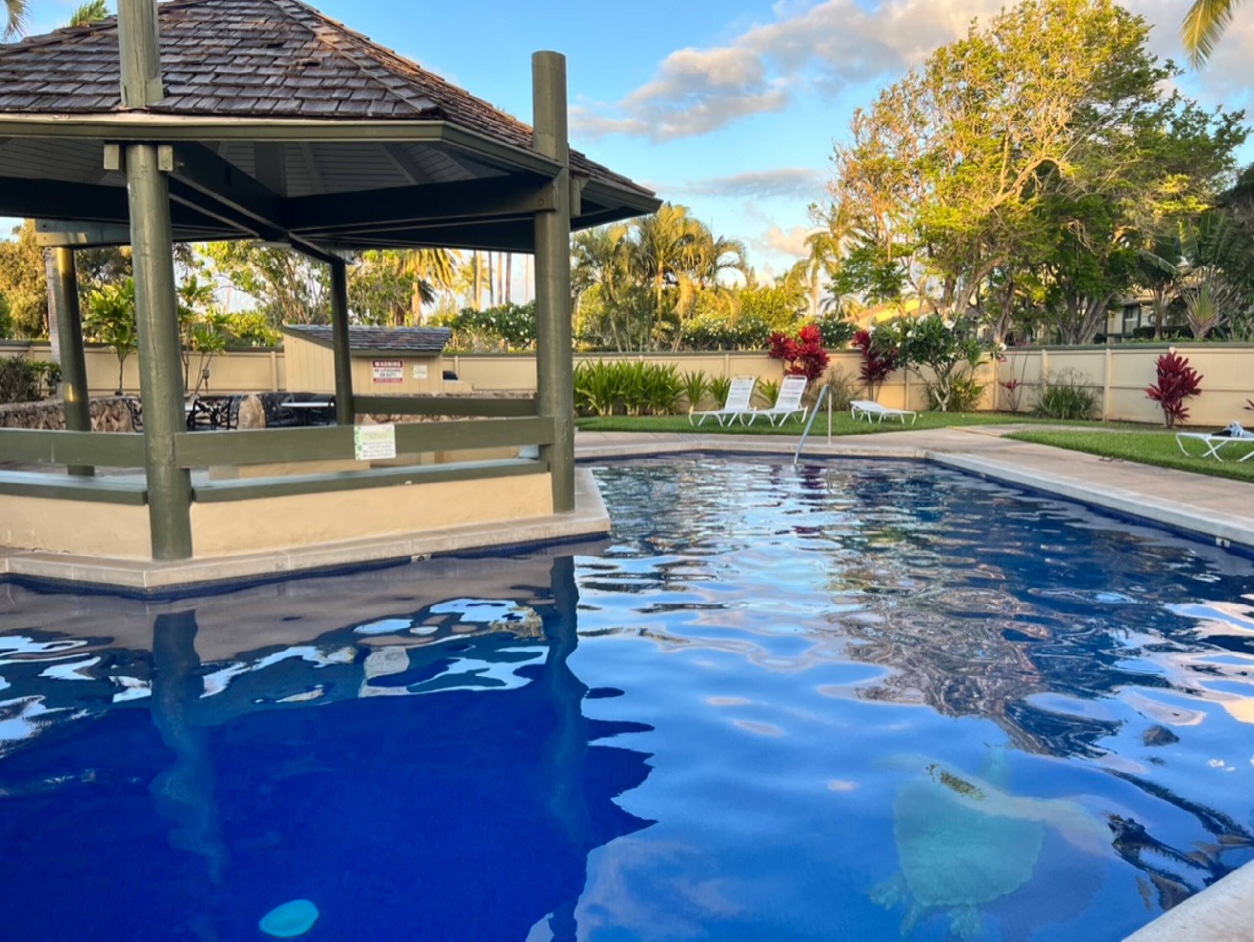 Condo in Kahuku · ★4.65 · 3 bedrooms · 4 beds · 2 shared baths - Image 28