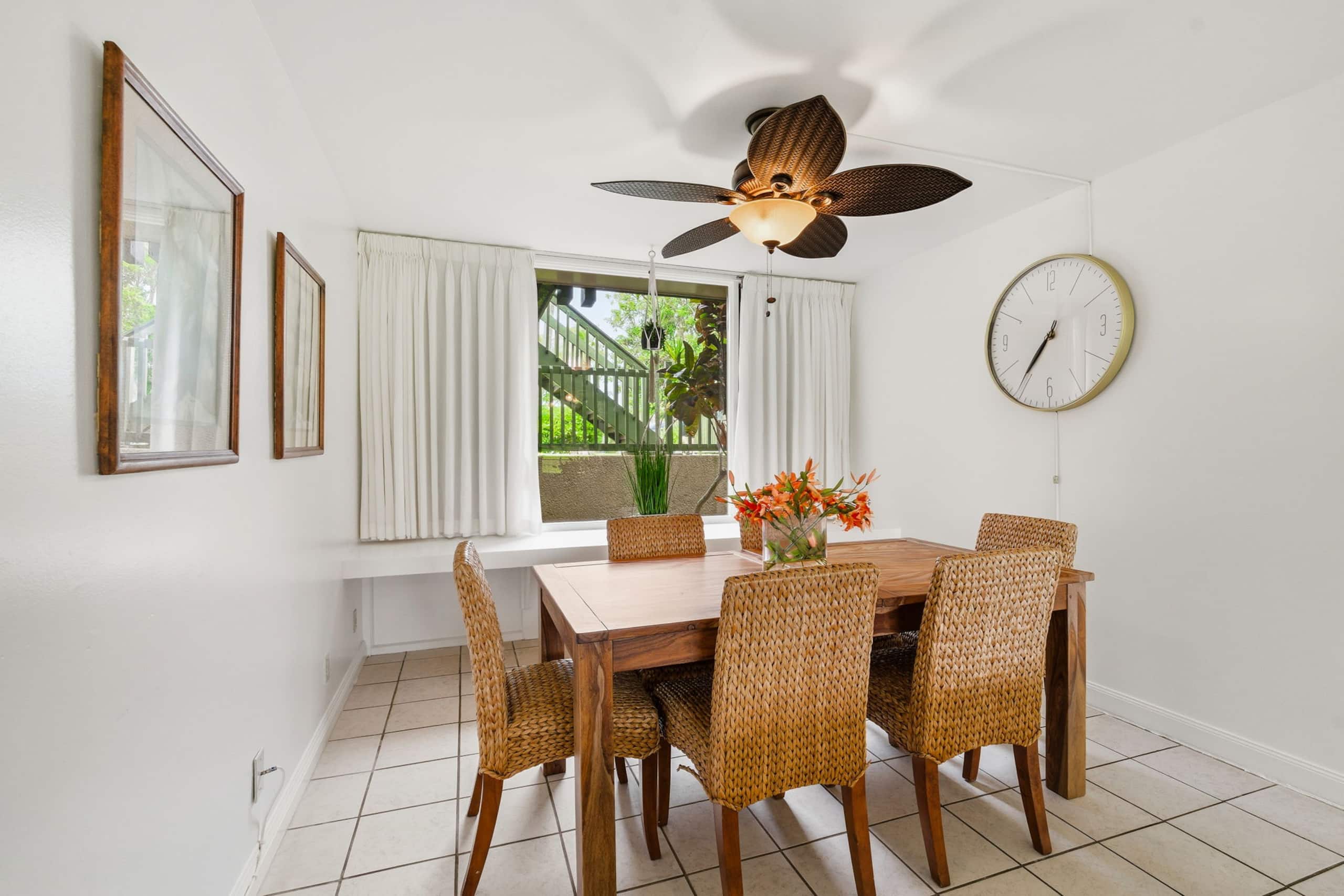 Condo in Kahuku · ★4.65 · 3 bedrooms · 4 beds · 2 shared baths - Image 3