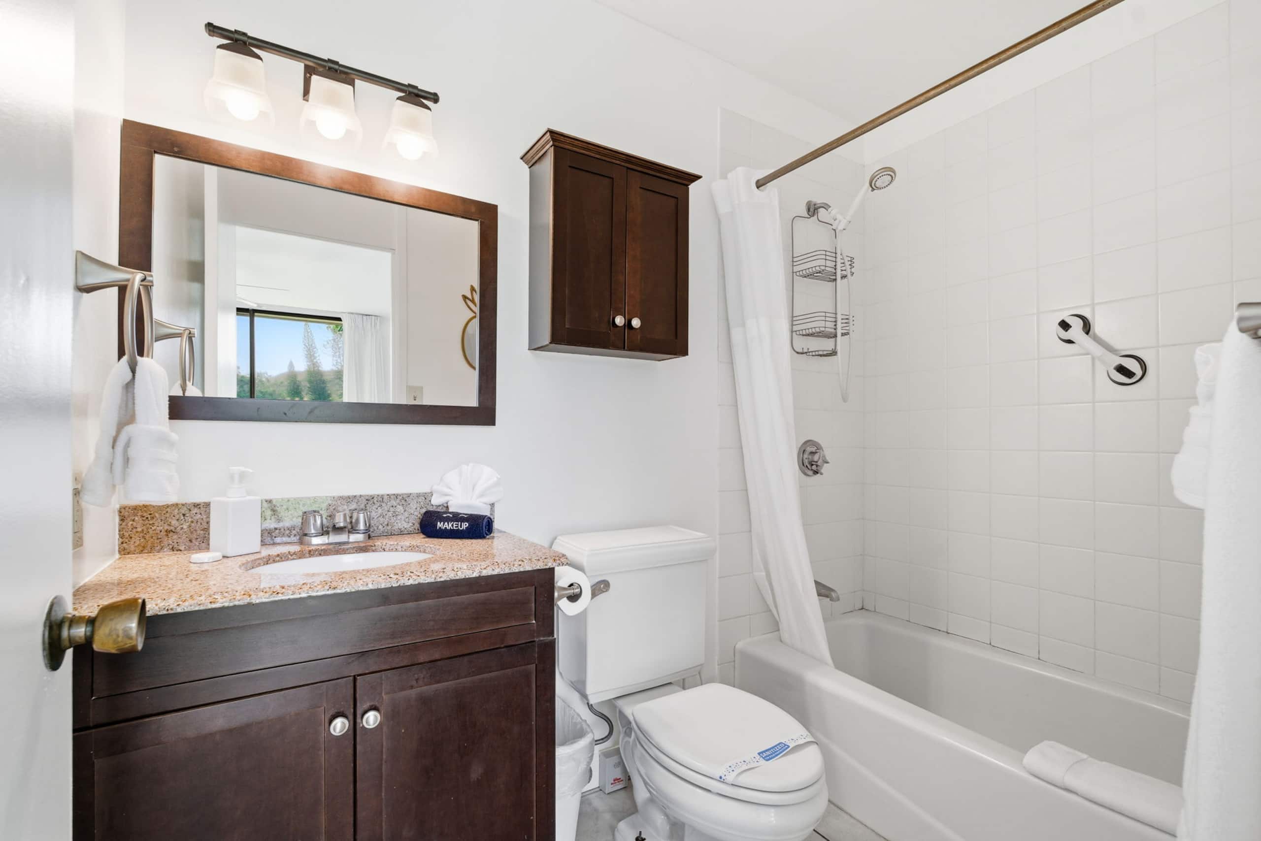 Condo in Kahuku · ★4.65 · 3 bedrooms · 4 beds · 2 shared baths - Image 12
