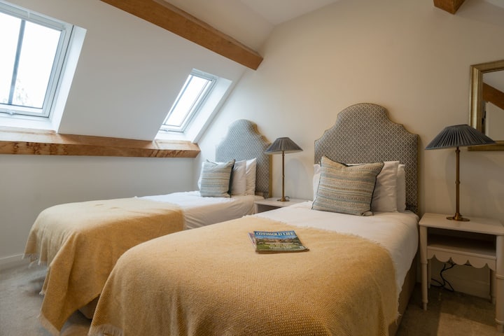 La chambre 4 de la grange - StayCotswold