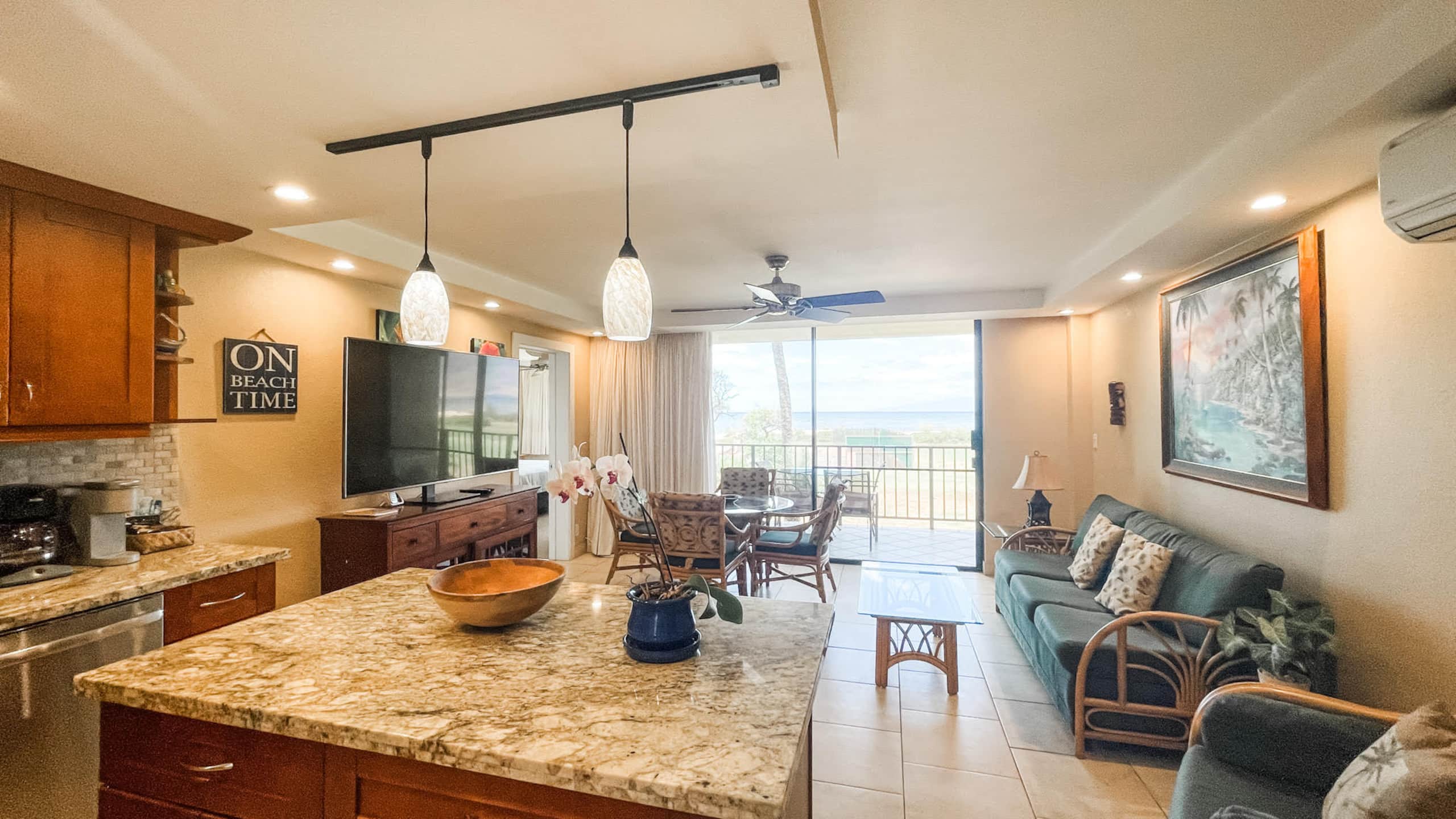Two Bd Ocean view, AC, wifi, pool, hot tub D204 - Image 6