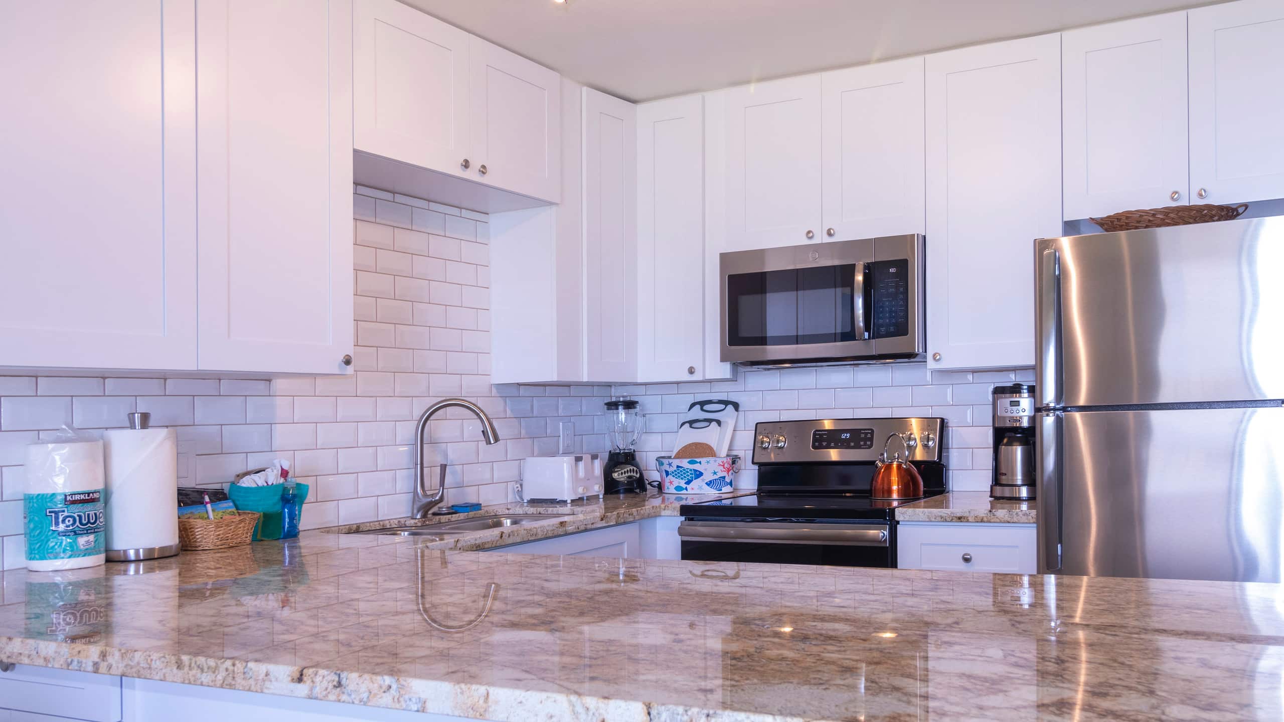 Two Bd Ocean View, wifi, pool, hot tub D306 - Image 10