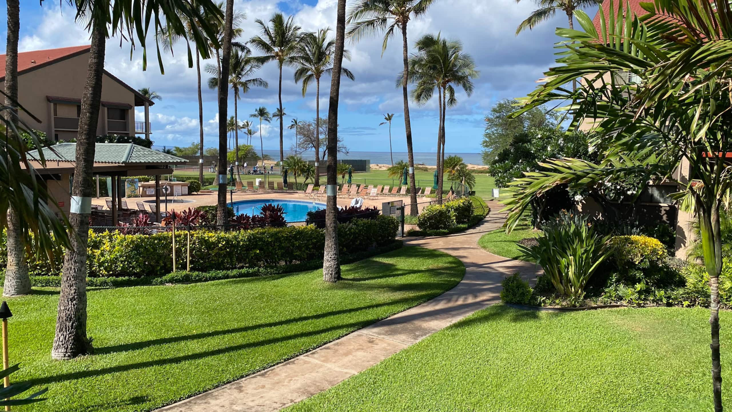 One Bd Partial Ocean, AC,wifi, Pool, Hot tub B209 - Image 2