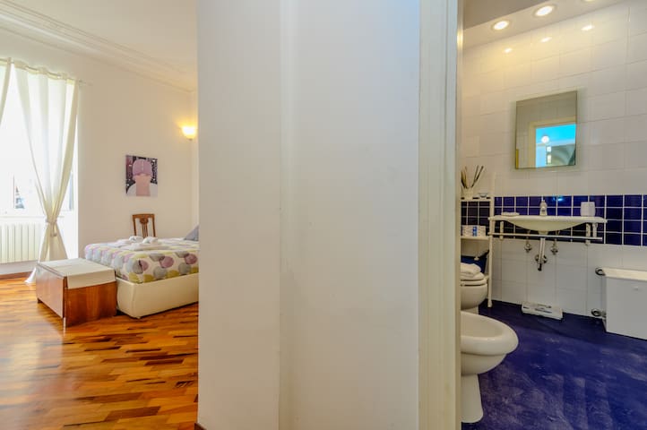Suite Apartment Prati gallery image 5