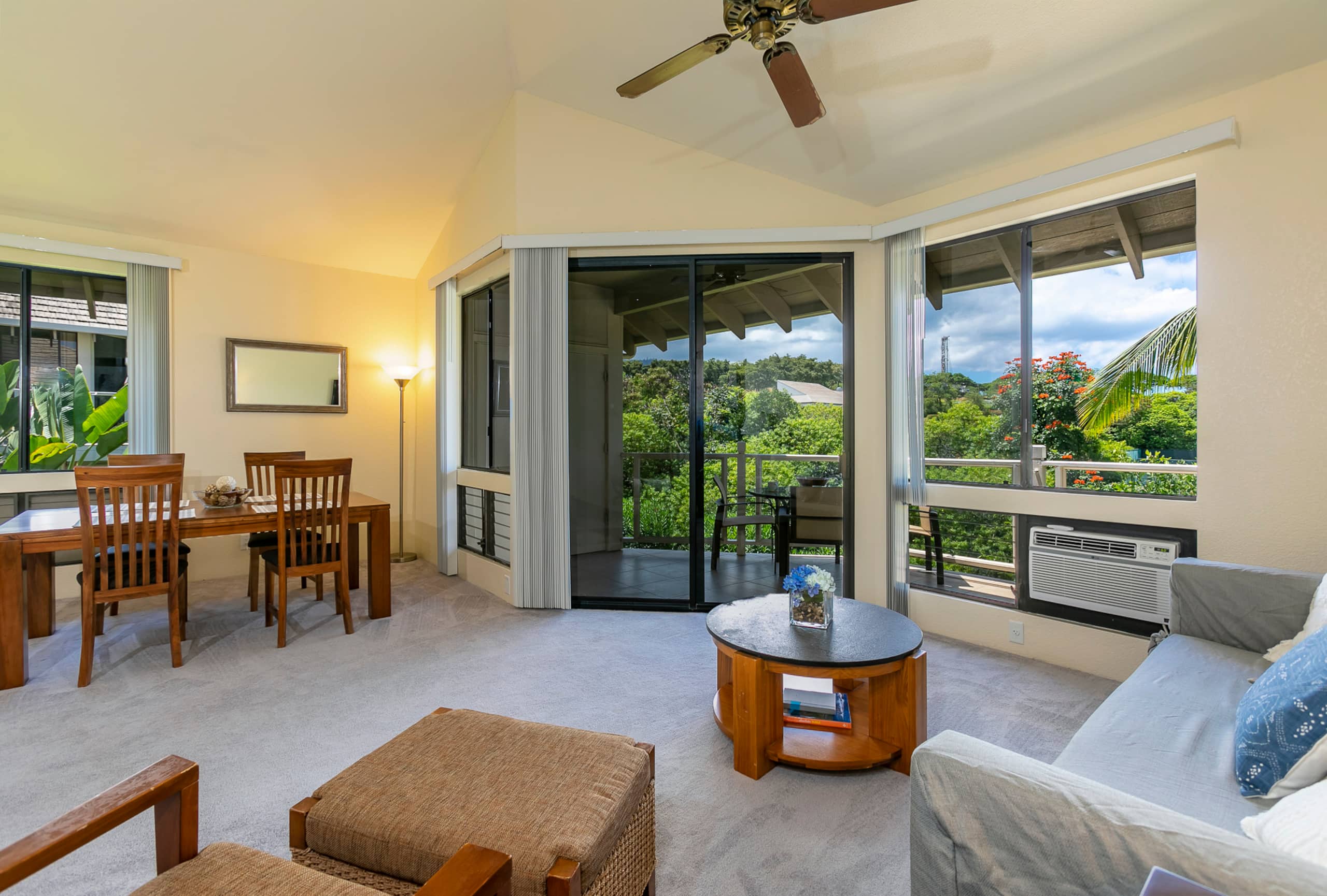 Condo in Wailea · ★4.66 · 1 bedroom · 2 beds · 2 shared baths - Image 5
