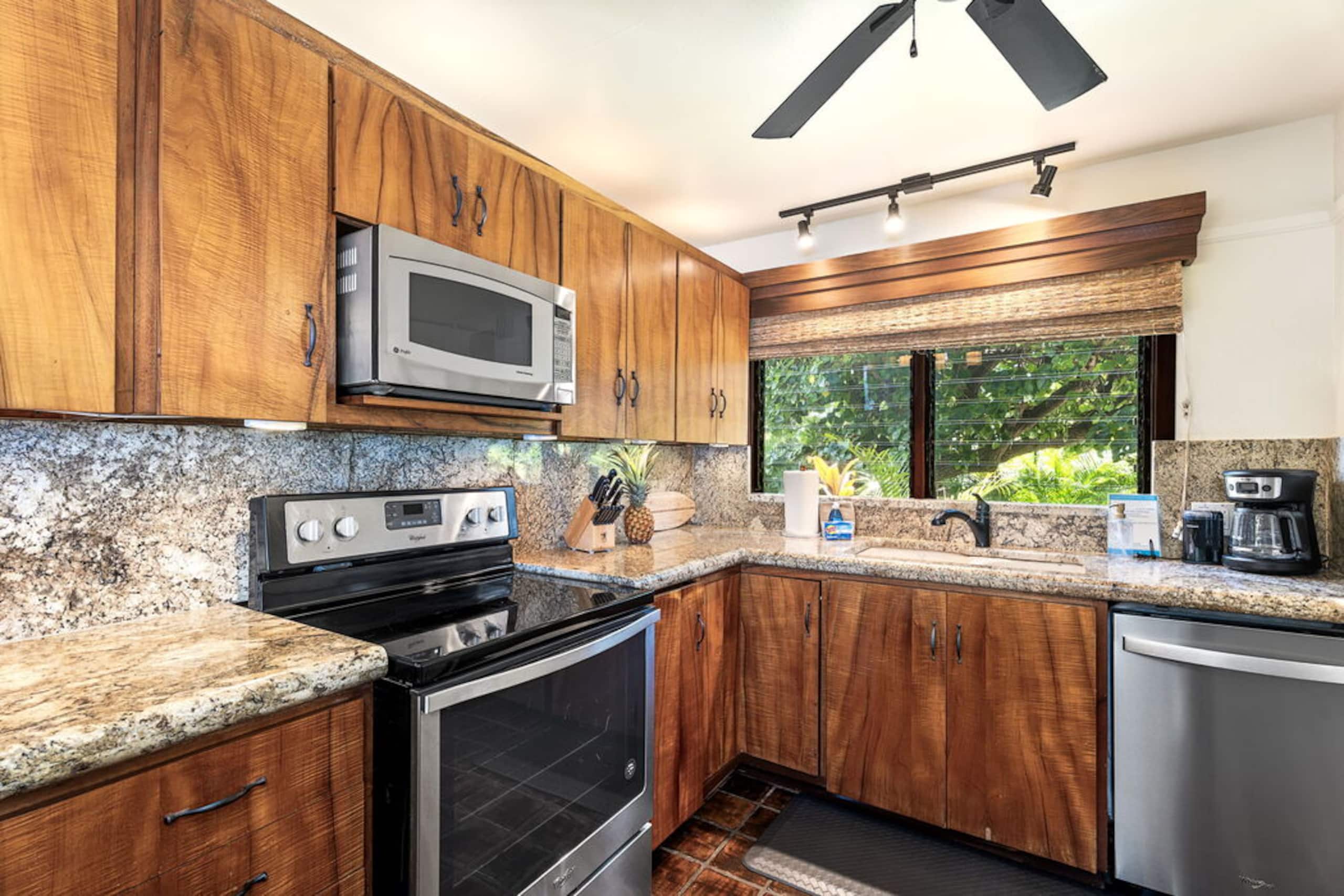 Townhouse in Kailua-Kona · ★5.0 · 3 bedrooms · 4 beds · 3 baths - Image 24