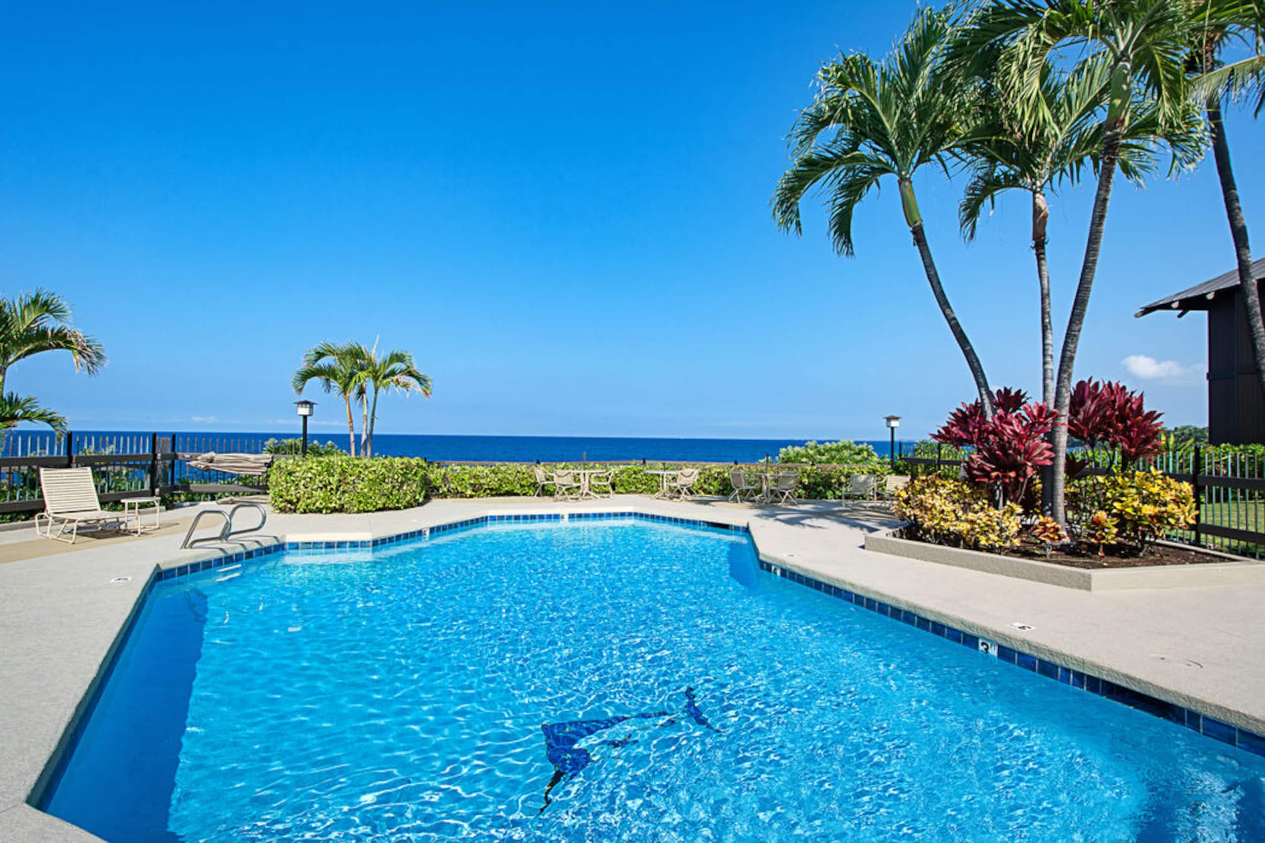 Townhouse in Kailua-Kona · ★5.0 · 3 bedrooms · 4 beds · 3 baths - Image 51