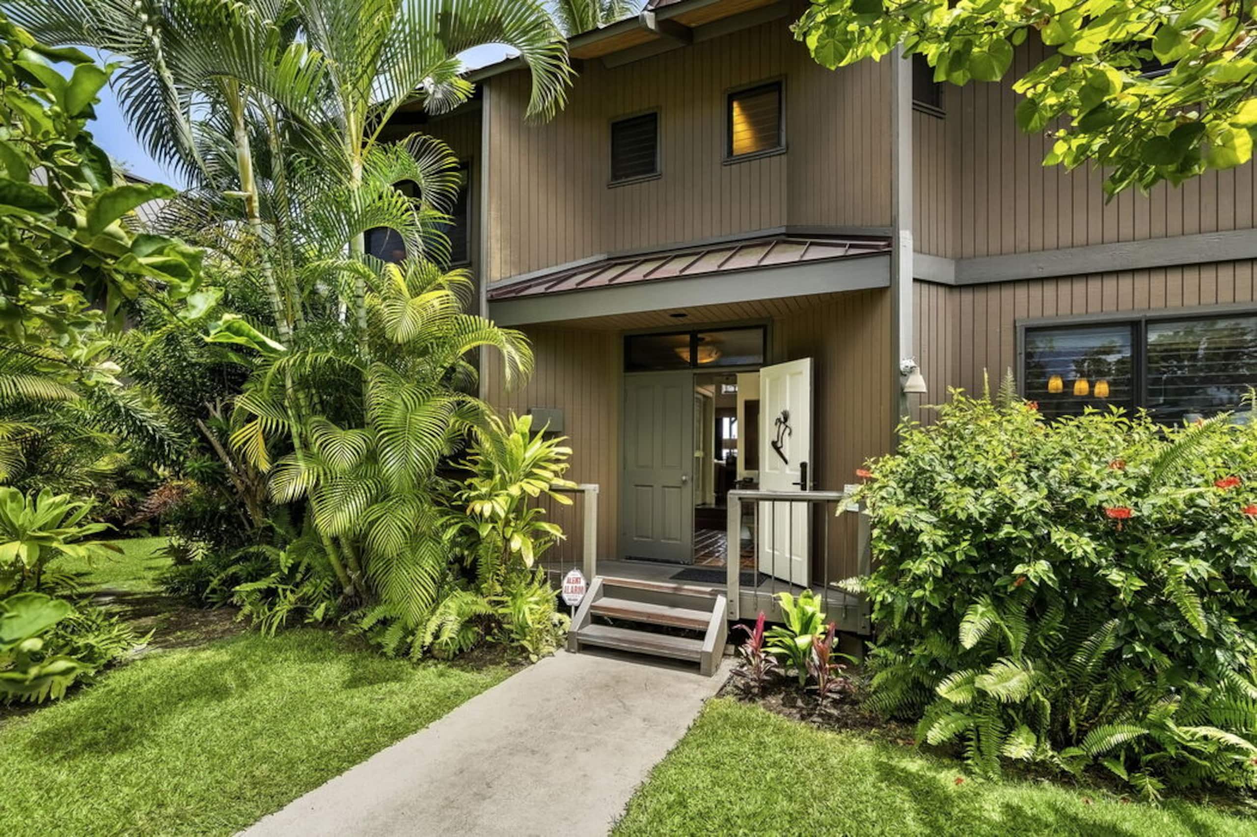 Townhouse in Kailua-Kona · ★5.0 · 3 bedrooms · 4 beds · 3 baths - Image 6