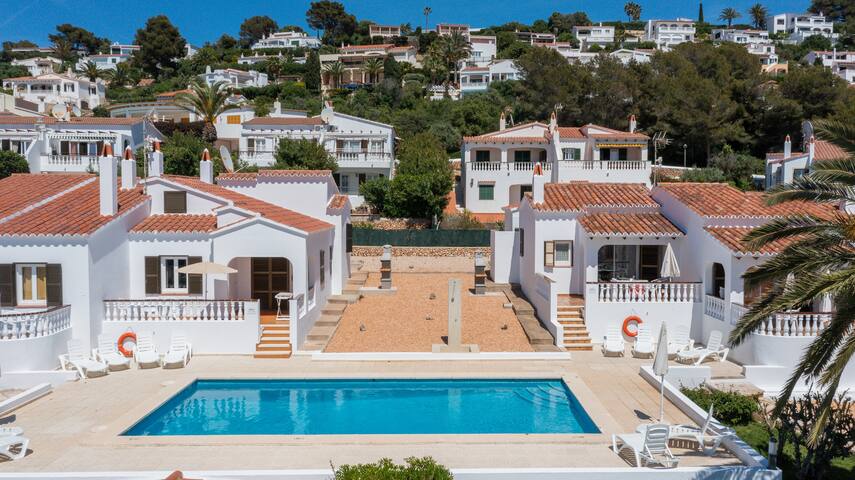 V84a | Villa Est gallery image 3