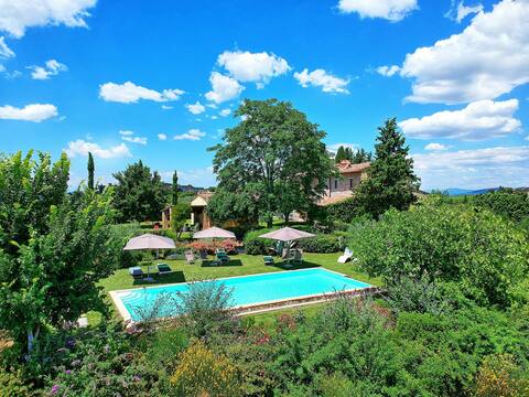 Villa sonia - luxury villa rental in madonna di pi