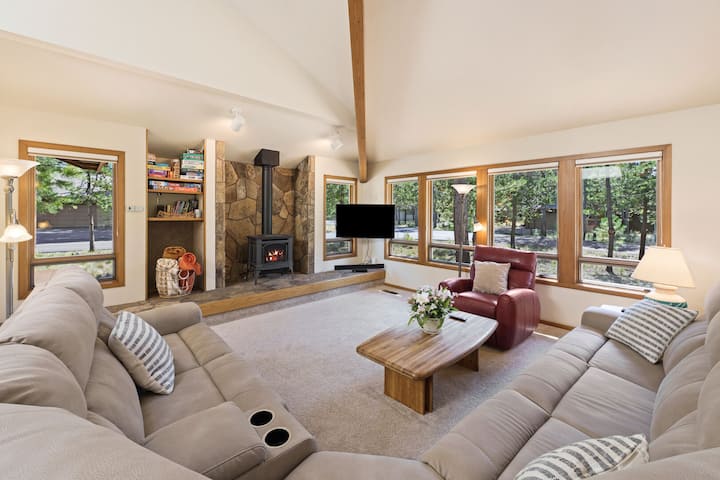 Tokatee 1 - A/c, Hot Tub, Gas Fireplace - Sunriver, OR