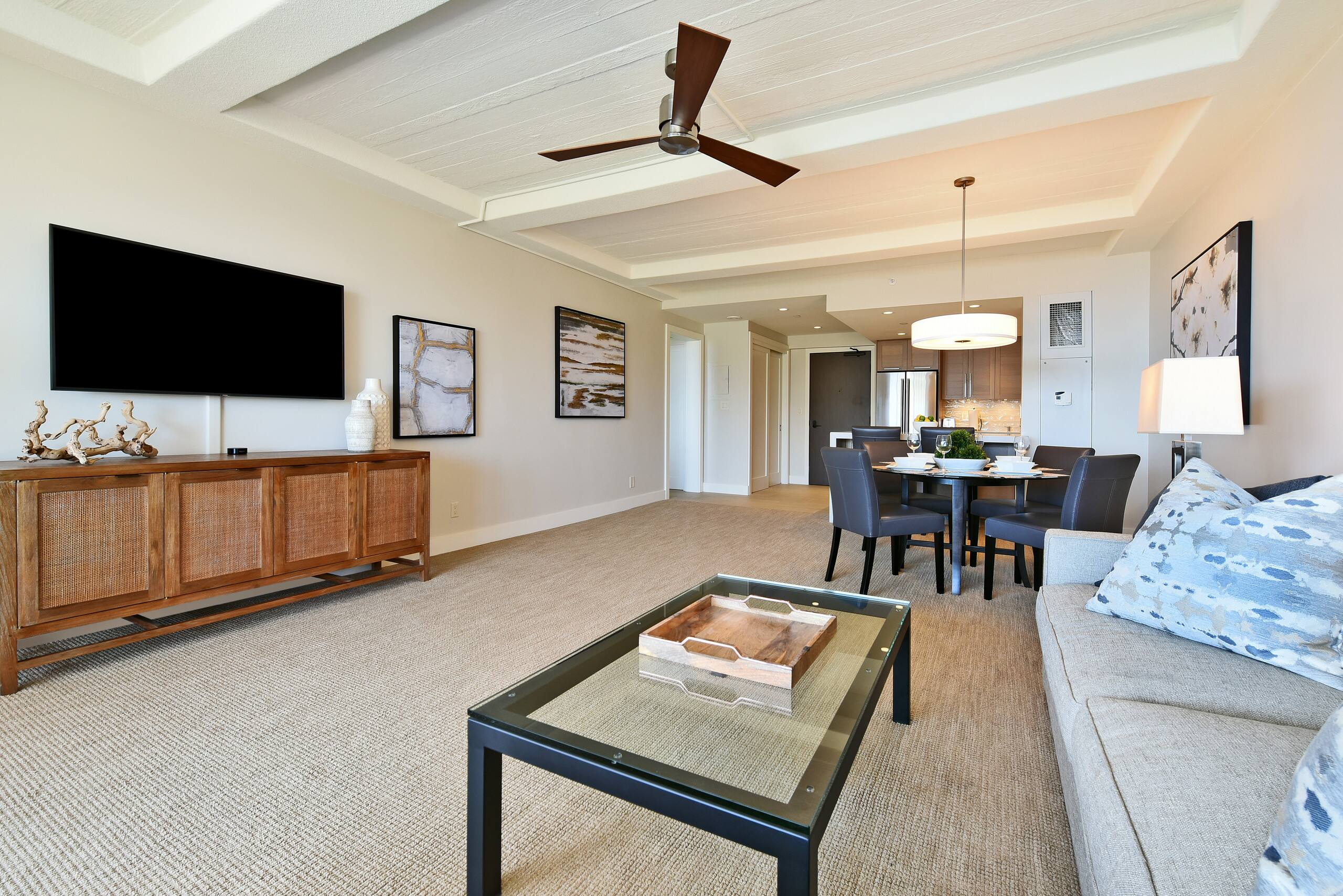 Condo in Lahaina · ★4.79 · 1 bedroom · 2 beds · 1 bath - Image 4